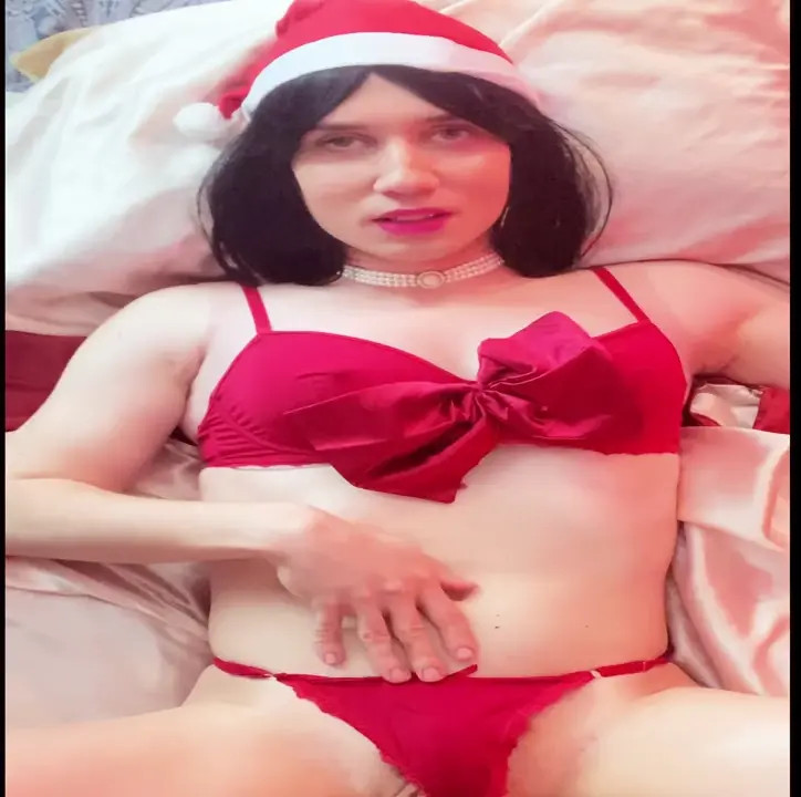 Watch Christmas Present by Anna Rios Shemale Porn Videos | TranSexBig.